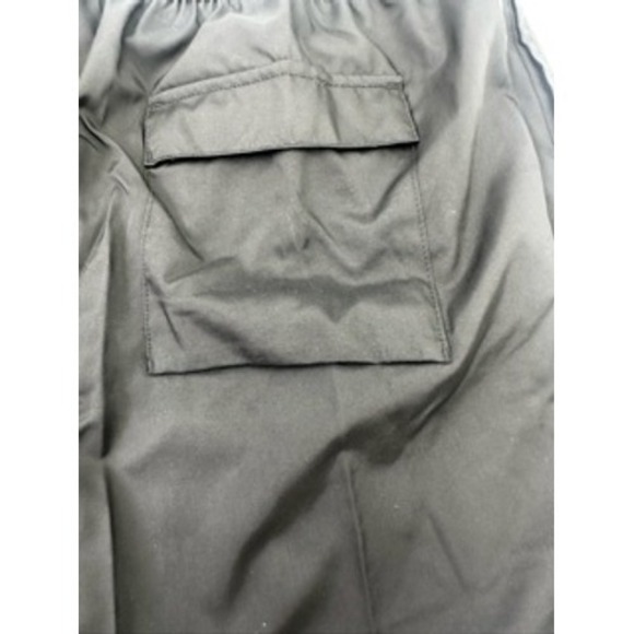 NWT‎ Nike Sportswear Men's Woven Flow Shorts FJ1653-010 Black Size L - Picture 13 of 13